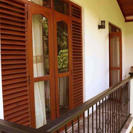 Villa Royce Kandy Buitenkant foto